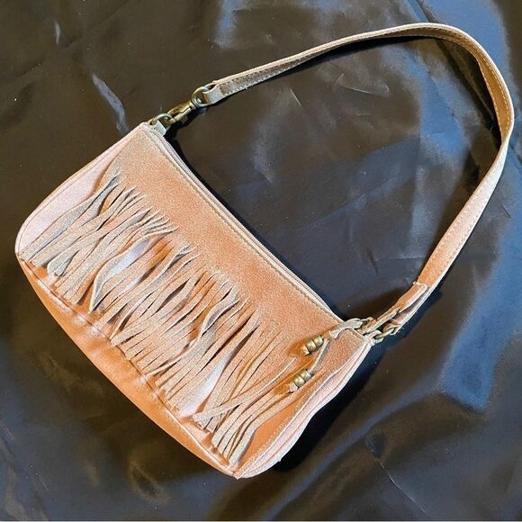 Vintage Nine West BoHo tan leather 5 x 9.5 purse, tassels on both sides. Zipper - Picture 11 of 12
